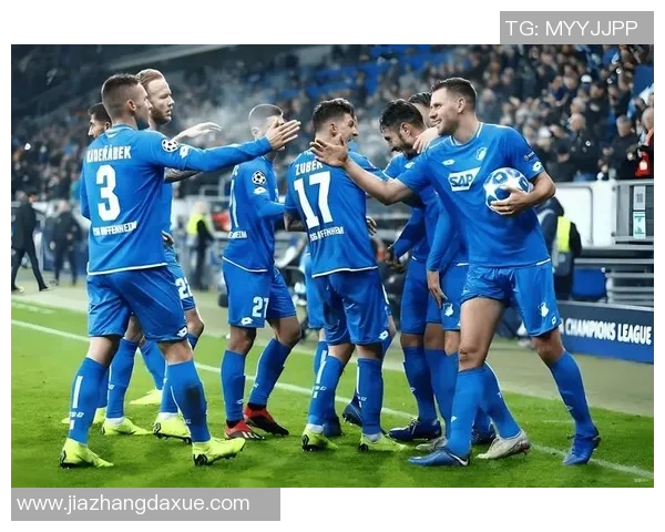 法兰克福主场惊险战平汉堡，双方2-2逼平共享分数